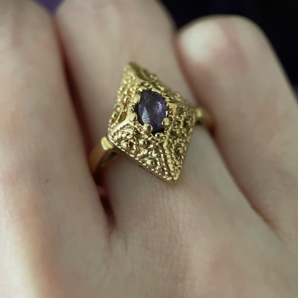 Etruscan 14k Gold Hand Wrought Granulated Filigree Scroll Lozenge Statement Ring - Picture 3 of 15